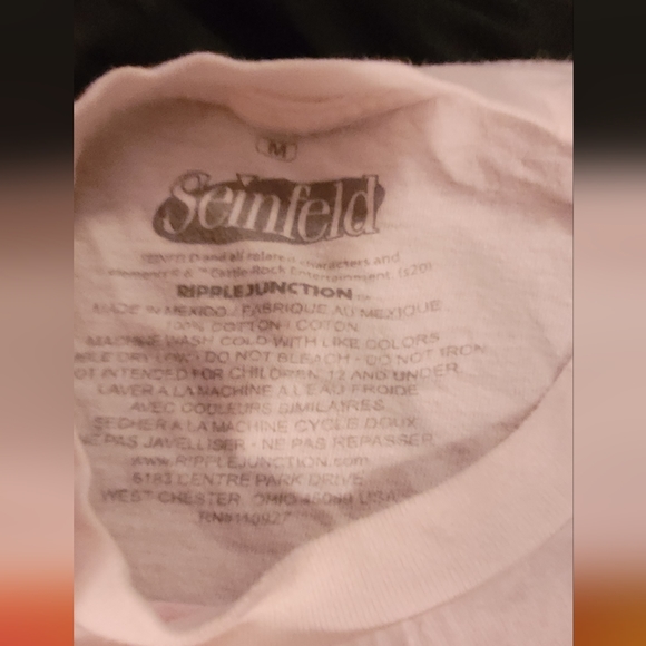Medium Seinfeld Tee - Picture 6 of 6
